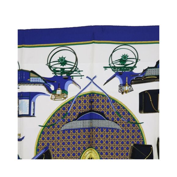 Pre Loved Hermes  Carre 90 - Picture 3 of 15